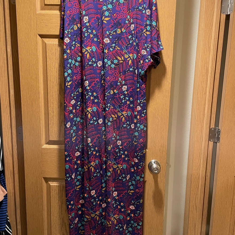 Short sleeve LuLaRoe maxi dress